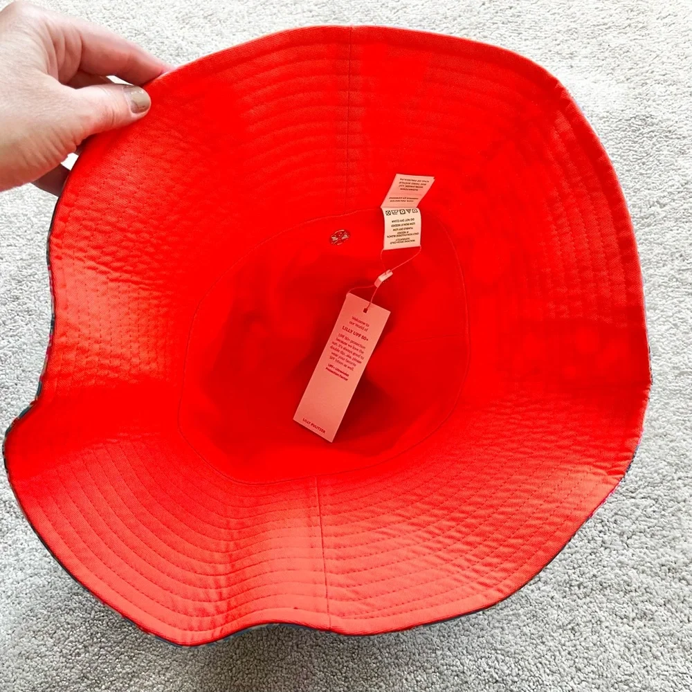 LILLY PULITZER NWT REVERSIBLE SUN BUCKET HAT BEACHY VACATION PREPPY PRETTY - Picture 5 of 9